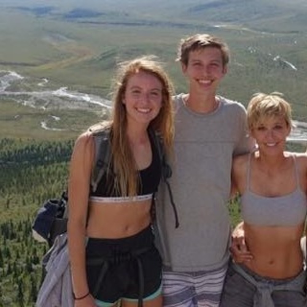 Meet your Posher, Kelly